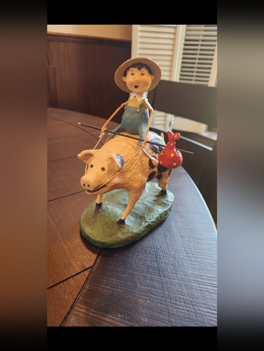 Lori Mitchell, To Market To Market Large Figurine